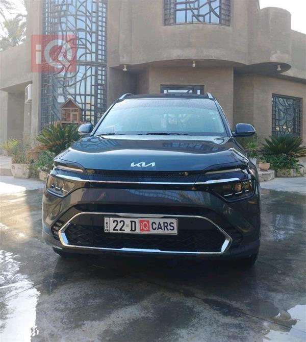 كيا كارينز 2023 للبيع في العراق - ديالى